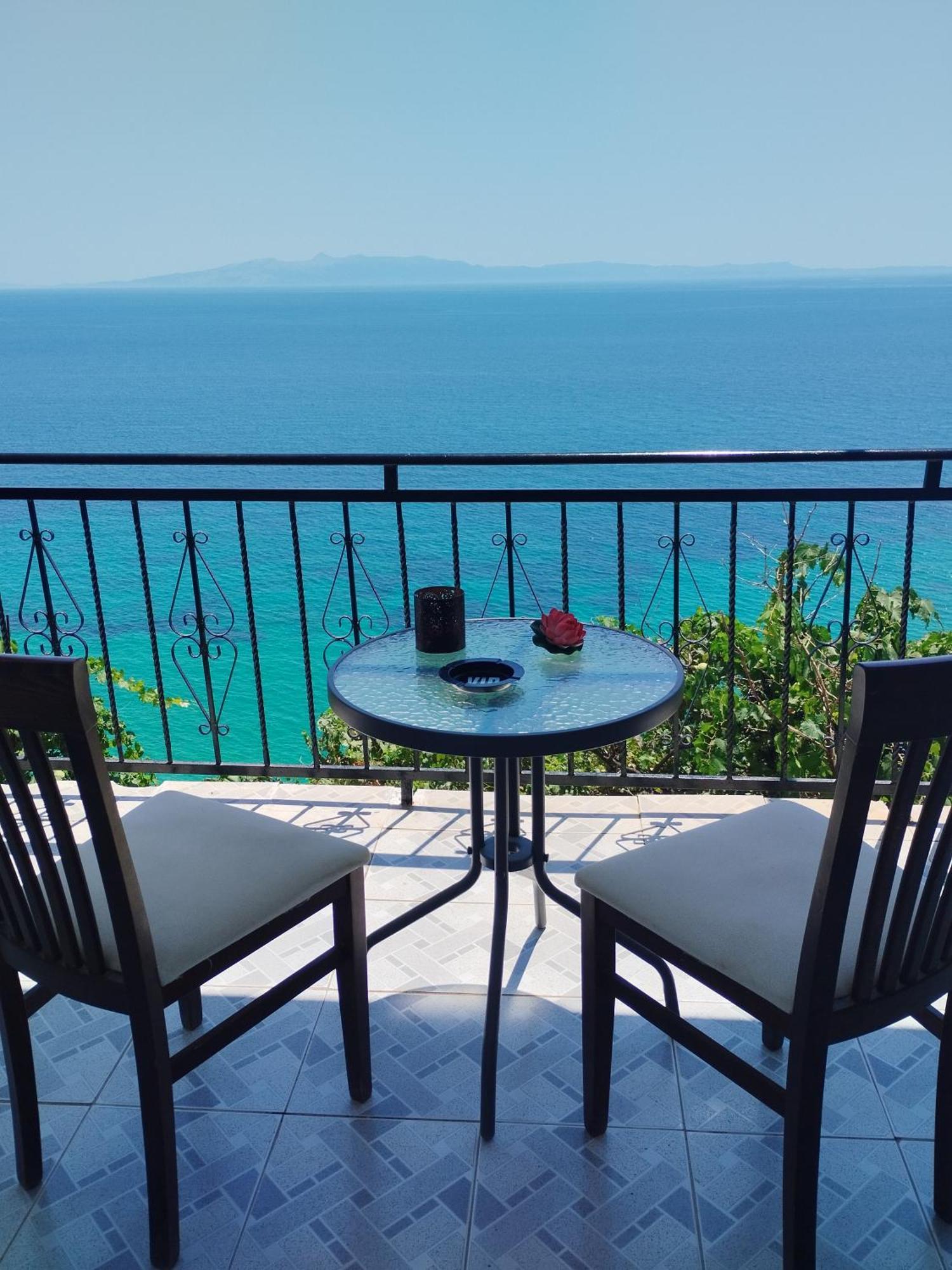 Dim's Apartmán Qëparo